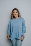 THE ROUND NECK SWEATSHIRT IN PERIWINKLE