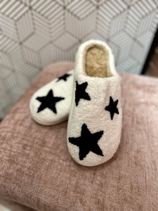 STEPPING ON STARS SLIPPERS
