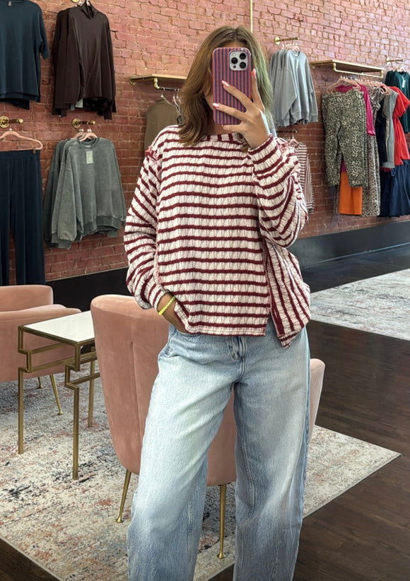 TEXTURED KNIT STRIPE TOP