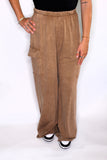 THE MUST HAVE CARGO PANTS