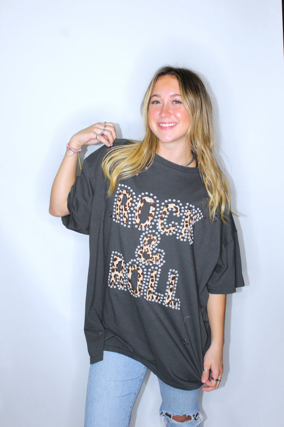 THE LEOPARD ROCK & ROLL GRAPHIC TEE