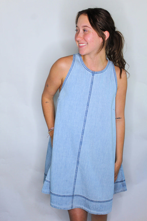 A-LINE SLEEVELESS DENIM DRESS