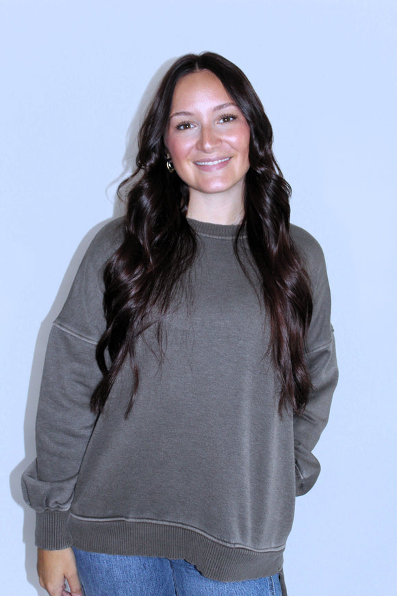 FLEECE PULLOVER WITH POCKETS IN BROWN