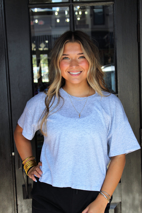 THE ONE & ONLY CROP TEES IN GREY