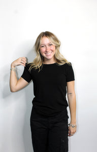 BASIC BETTY TOP IN BLACK